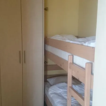 Apartment 'de Strandwandeling' With Frontal Sea View Near *